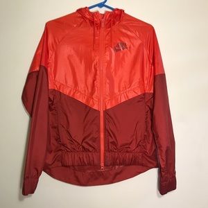 NIKE WINDBREAKER